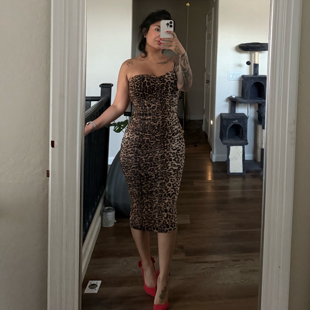 Fashion Nova Leopard Strapless Dress